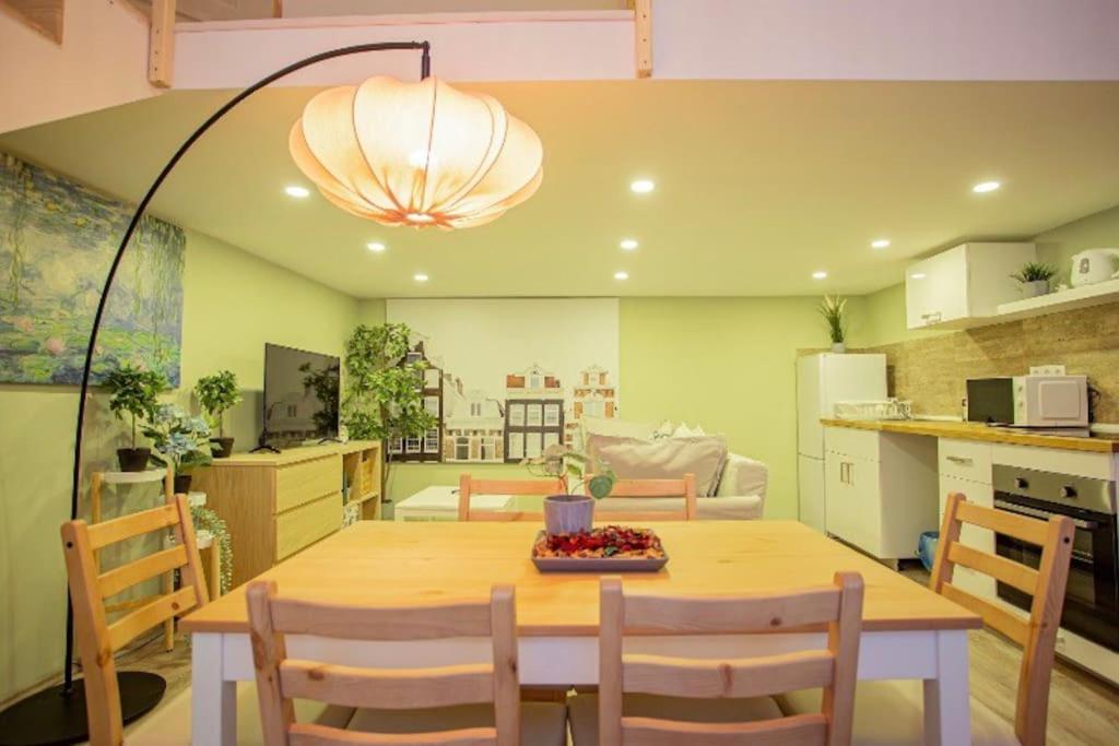 Cosy 2 Bedroom Flat In Akacfa St., Sol — Fotók 1